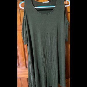 Heart & Hips Cold-Shoulder Tunic Dress